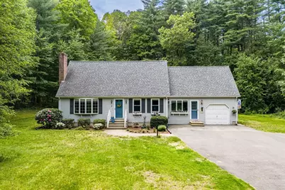 7 Caroline Cir, Palmer, MA 01069 - Photo 1