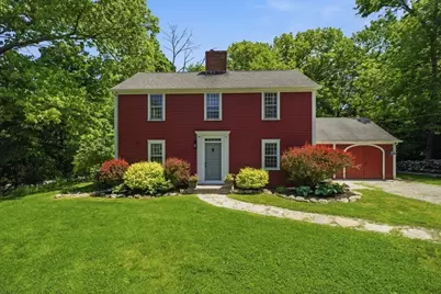 46 Willard Rd, Sturbridge, MA 01566 - Photo 1