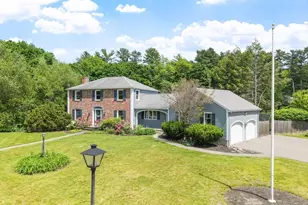 2 Rourke Ln, Lynnfield, MA 01940 - Photo 1