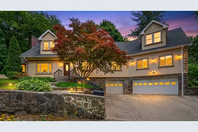 19 Sutcliffe Park, Newton, MA 02461 - Photo 1