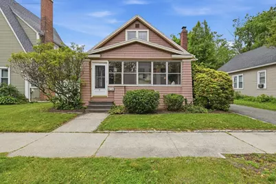 54 Thorndyke St, Springfield, MA 01118 - Photo 1