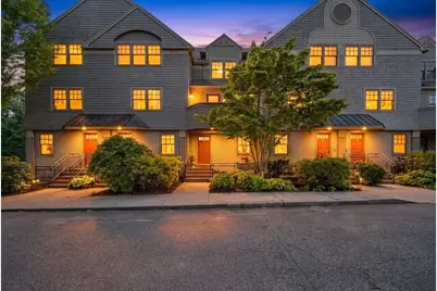 27 West St #11, Beverly, MA 01915 - Photo 1