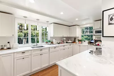 368 Main St, Lynnfield, MA 01940 - Photo 1