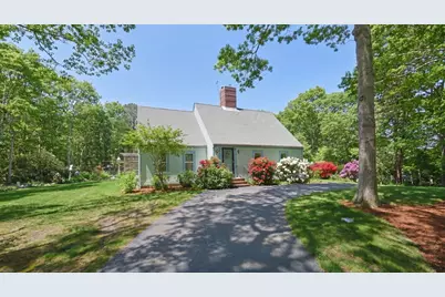 12 Madison Dr, Sandwich, MA 02537 - Photo 1