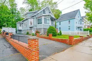 33 Olive St, Revere, MA 02151 - Photo 1