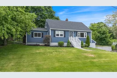 25 Charles St, Dracut, MA 01826 - Photo 1