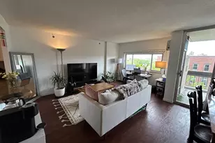 872 Massachusetts Ave, Cambridge, MA 02139 - Photo 1