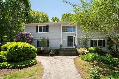 10 Beals Cove Rd #C, Hingham, MA 02043 - Photo 1