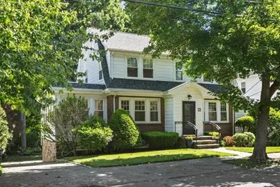 32 Pilgrim Road, Marblehead, MA 01945 - Photo 1