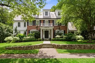 25 Kenilworth Rd, Wellesley, MA 02482 - Photo 1