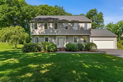 4 Ashton Dr, Shrewsbury, MA 01545 - Photo 1