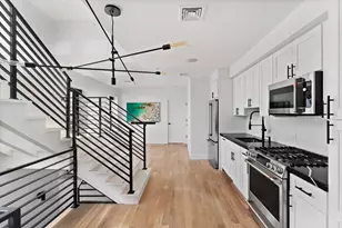 631 Saratoga St, Boston, MA 02128 - Photo 1