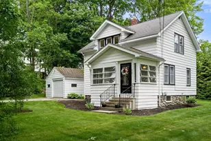 107 Winter Hill Rd, Holden, MA 01520 - Photo 1