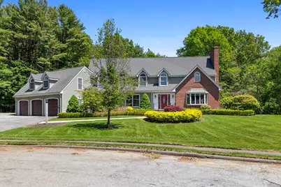 3 Russell Rd, Lynnfield, MA 01940 - Photo 1
