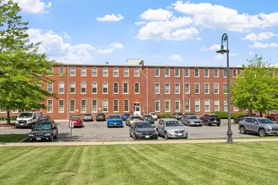 35 Riverwalk Way #R106, Lowell, MA 01854 - Photo 1