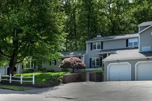 102 Torrey Ln Ext, Holden, MA 01520 - Photo 1
