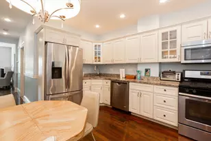 152 L St, Boston, MA 02127 - Photo 1