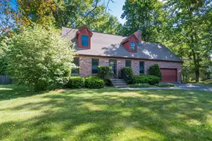 13 Carillon Cir, Easthampton, MA 01027 - Photo 1
