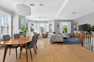 4 Mt Vernon Ave, Boston, MA 02129 - Photo 1