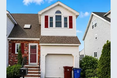 41 Burnett Rd #41, Revere, MA 02151 - Photo 1