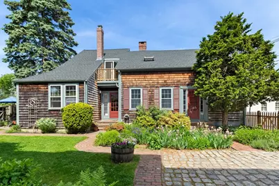 34 Pearl Street, Marblehead, MA 01945 - Photo 1
