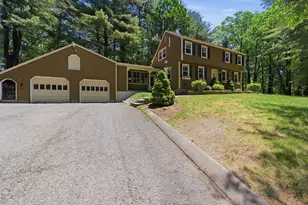 24 Novak Cir, Dracut, MA 01826 - Photo 1