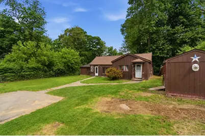 33 Huntington Ave, Methuen, MA 01844 - Photo 1