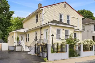 194 Oakland Ave, Methuen, MA 01844 - Photo 1