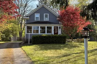 26 Leach Ln, Natick, MA 01760 - Photo 1