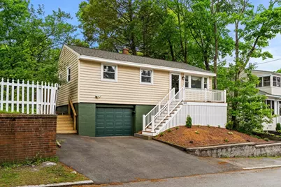 125 Hoyt Ave, Lowell, MA 01852 - Photo 1