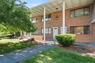 25 Farrwood Dr, Haverhill, MA 01835 - Photo 1