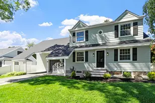 42 Parker St, North Andover, MA 01845 - Photo 1