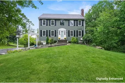 734 Lincoln St, Franklin, MA 02038 - Photo 1
