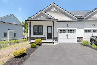 27 Compass Point Dr #27, Douglas, MA 01516 - Photo 1