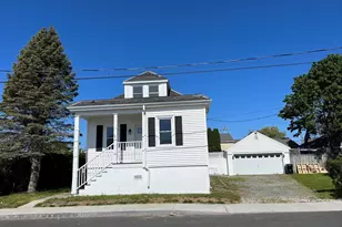 5 Almy St, Dartmouth, MA 02748 - Photo 1