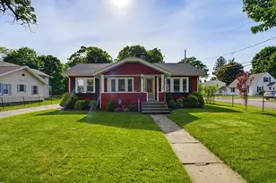 7 West St, Oxford, MA 01540 - Photo 1