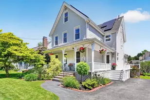 79 Baxter St, Melrose, MA 02176 - Photo 1