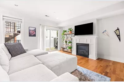180 Gold St #3, Boston, MA 02127 - Photo 1