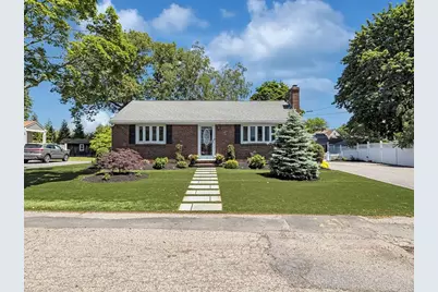13 Willard St, Dedham, MA 02026 - Photo 1