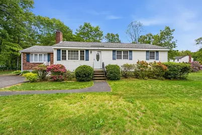 15 Shawsheen St, Tewksbury, MA 01876 - Photo 1