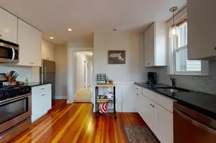 38 Vinton St, Boston, MA 02127 - Photo 1