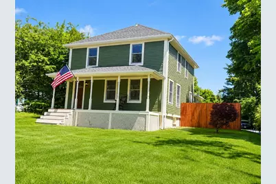 10 Great Neck Rd, Wareham, MA 02571 - Photo 1