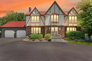 80 Hampton Rd, Sharon, MA 02067 - Photo 1