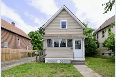 69 Manhattan St, Springfield, MA 01109 - Photo 1