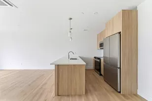 1035 Commonwealth Ave, Boston, MA 02215 - Photo 1