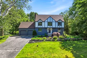 5 Diane Dr, Medway, MA 02053 - Photo 1