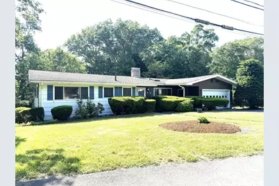 16 Buckingham Rd, Norwood, MA 02062 - Photo 1