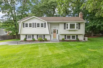 26 Franklin St, Billerica, MA 01862 - Photo 1