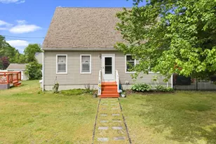 55 John St, Acushnet, MA 02743 - Photo 1