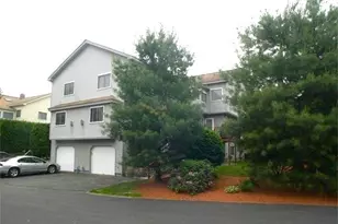 421 Captain Eames Cir, Ashland, MA 01721 - Photo 1